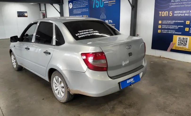 LADA (ВАЗ) Granta 2013 года за 2 200 000 тг. в Астана фото 4