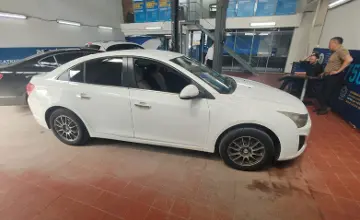Chevrolet Cruze 2013 года за 2 800 000 тг. в Астана фото 4
