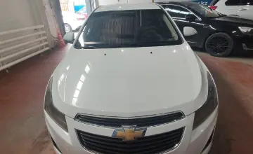 Chevrolet Cruze 2013 года за 2 800 000 тг. в Астана фото 2