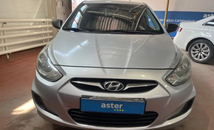 Hyundai Accent 2014 года за 4 000 000 тг. в Астана фото 2