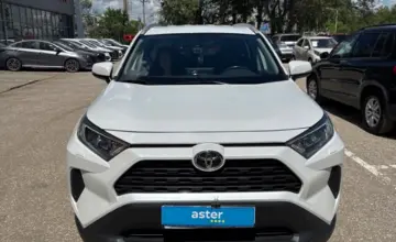 Toyota RAV4 2021 года за 13 500 000 тг. в Актобе фото 2