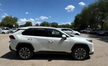 Toyota RAV4 2021 года за 13 500 000 тг. в Актобе фото 4