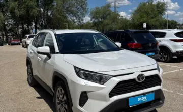 Toyota RAV4 2021 года за 13 500 000 тг. в Актобе фото 3