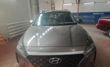 Hyundai Santa Fe 2020 года за 13 000 000 тг. в Астана фото 2