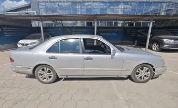 Mercedes-Benz E-Класс 1995 года за 2 500 000 тг. в Караганда фото 4