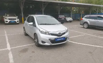 Toyota Yaris 2011 года за 5 000 000 тг. в Алматы фото 2