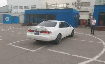 Toyota Camry 1998 года за 3 000 000 тг. в Алматы фото 3