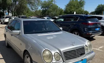 Mercedes-Benz E-Класс 1997 года за 2 800 000 тг. в Актобе фото 3