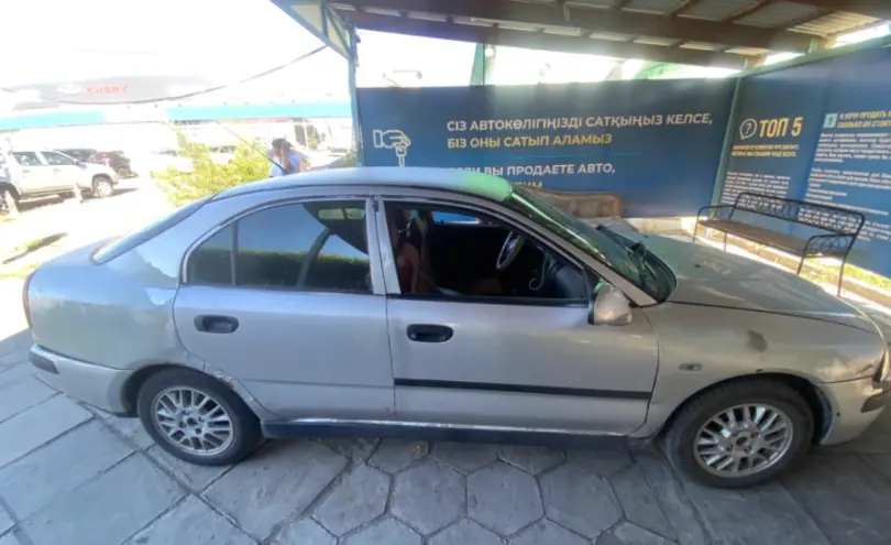 Mitsubishi Carisma 2001 года за 700 000 тг. в Талдыкорган фото 4