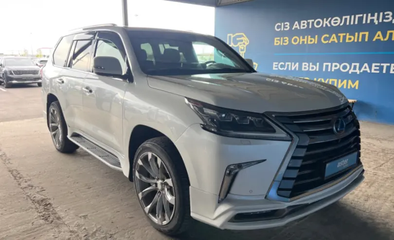 Lexus LX 2016 года за 42 000 000 тг. в Алматы фото 3