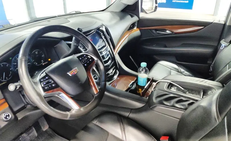 Cadillac Escalade 2015 года за 17 000 000 тг. в Астана фото 5