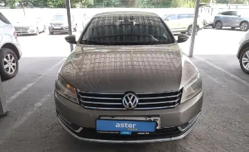 Volkswagen Passat 2014 года за 5 000 000 тг. в Алматы фото 2