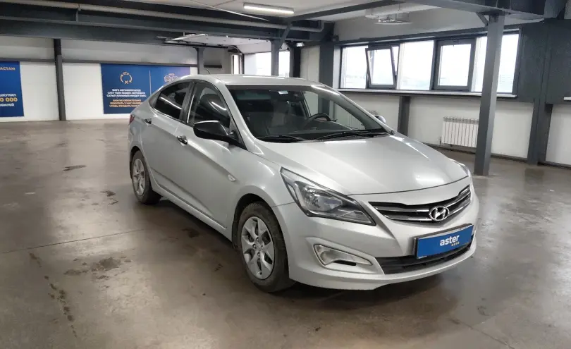 Hyundai Solaris 2014 года за 5 000 000 тг. в Астана фото 2