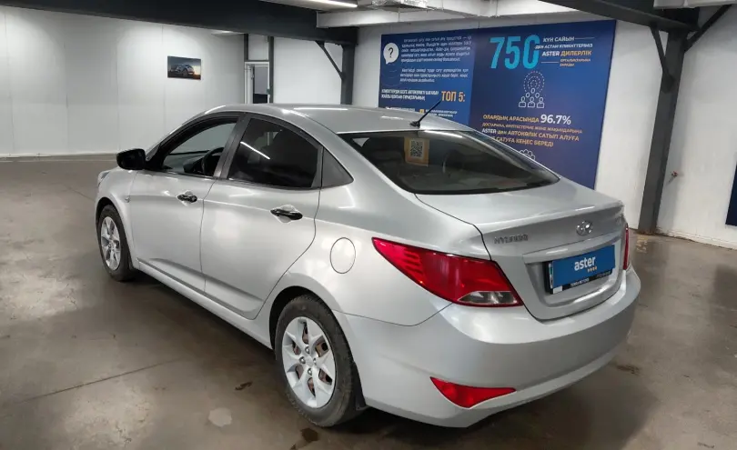 Hyundai Solaris 2014 года за 5 000 000 тг. в Астана фото 4
