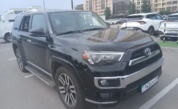 Toyota 4Runner 2017 года за 18 000 000 тг. в Астана фото 3