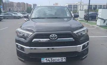 Toyota 4Runner 2017 года за 18 000 000 тг. в Астана фото 2