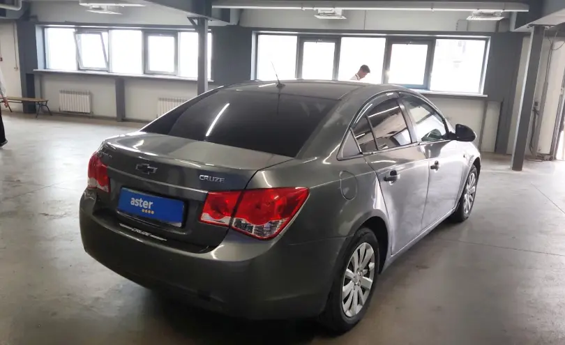 Chevrolet Cruze 2011 года за 3 700 000 тг. в Астана фото 3