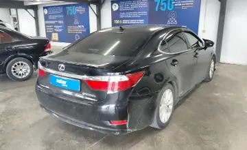 Lexus ES 2014 года за 10 000 000 тг. в Астана фото 3