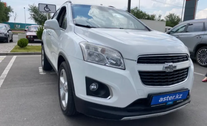 Chevrolet Tracker 2015 года за 6 000 000 тг. в Шымкент фото 3