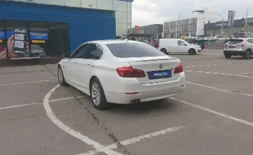BMW 5 серии 2013 года за 8 500 000 тг. в Алматы фото 4