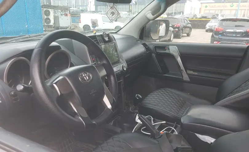 Toyota Land Cruiser Prado 2011 года за 10 000 000 тг. в Алматы фото 5