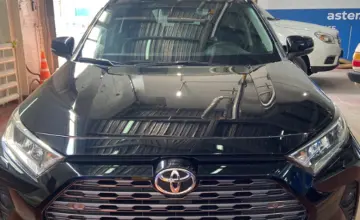 Toyota RAV4 2019 года за 12 500 000 тг. в Астана фото 2