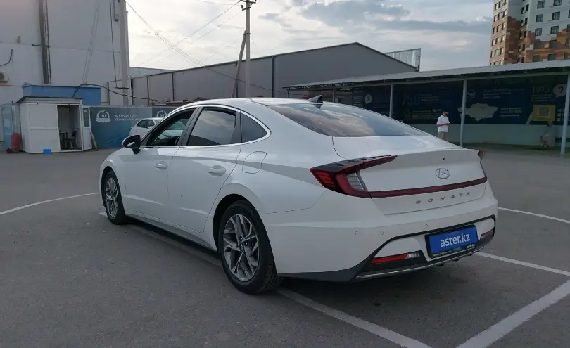 Hyundai Sonata 2020 года за 10 500 000 тг. в Шымкент фото 4