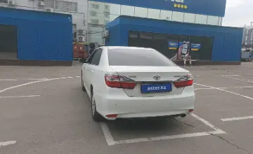 Toyota Camry 2016 года за 8 000 000 тг. в Алматы фото 4