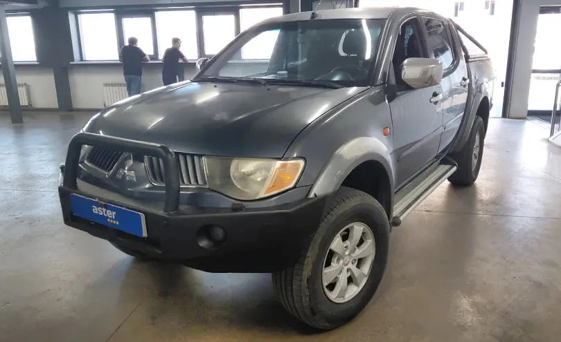 Mitsubishi L200 2007 года за 4 000 000 тг. в Астана