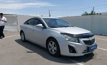 Chevrolet Cruze 2010 года за 3 000 000 тг. в Шымкент фото 2