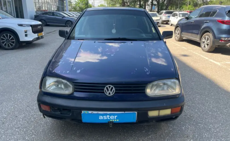 Volkswagen Golf 1995 года за 1 000 000 тг. в Актобе фото 2