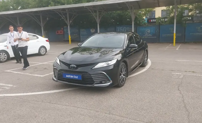 Toyota Camry 2024 года за 19 500 000 тг. в Алматы