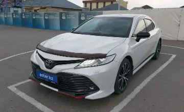 Toyota Camry 2020 года за 13 000 000 тг. в Шымкент фото 1
