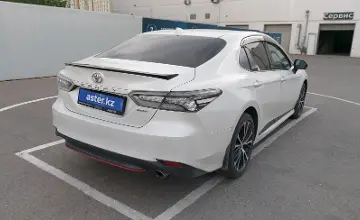 Toyota Camry 2020 года за 13 000 000 тг. в Шымкент фото 3