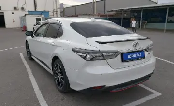 Toyota Camry 2020 года за 13 000 000 тг. в Шымкент фото 4