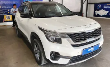 Kia Seltos 2021 года за 9 500 000 тг. в Астана фото 2