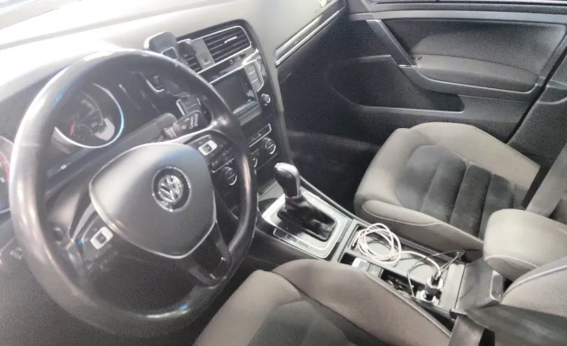 Volkswagen Golf 2014 года за 5 000 000 тг. в Астана фото 5
