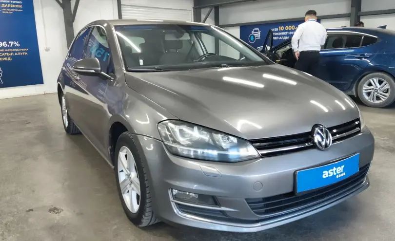 Volkswagen Golf 2014 года за 5 000 000 тг. в Астана фото 2