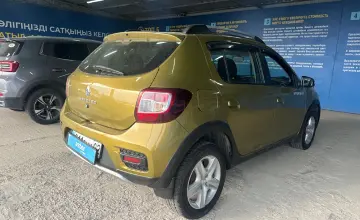 Renault Sandero 2015 года за 4 500 000 тг. в Алматы