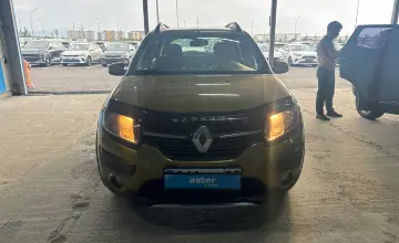 Renault Sandero 2015 года за 4 500 000 тг. в Алматы фото 2