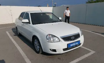 LADA (ВАЗ) Priora 2015 года за 3 850 000 тг. в Шымкент фото 2