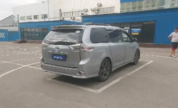 Toyota Sienna 2015 года за 12 000 000 тг. в Алматы фото 3