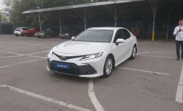 Toyota Camry 2021 года за 14 000 000 тг. в Алматы фото 1