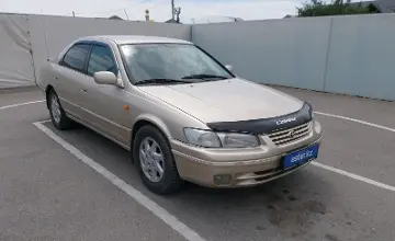 Toyota Camry 1998 года за 3 300 000 тг. в Шымкент фото 2