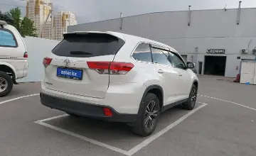 Toyota Highlander 2018 года за 13 000 000 тг. в Шымкент фото 3