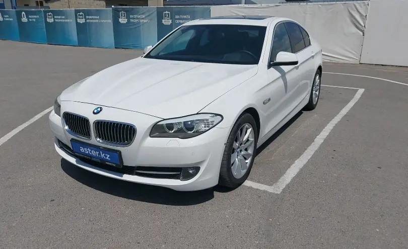 BMW 5 серии 2013 года за 12 000 000 тг. в Шымкент