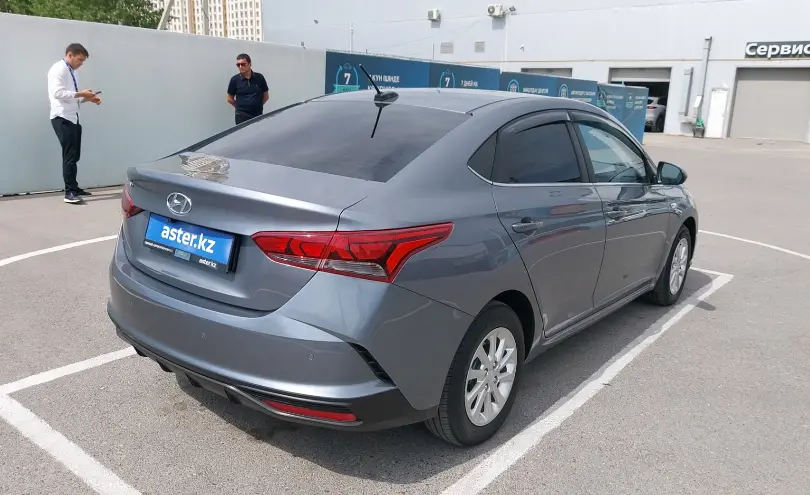 Hyundai Accent 2020 года за 7 300 000 тг. в Шымкент фото 3
