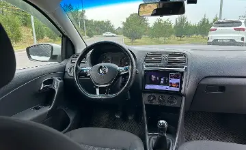 Volkswagen Polo 2015 года за 4 500 000 тг. в Шымкент фото 3