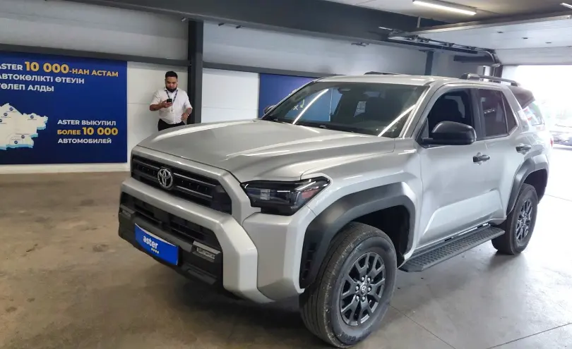 Toyota 4Runner 2025 года за 42 000 000 тг. в Астана