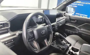 Toyota 4Runner 2025 года за 42 000 000 тг. в Астана фото 5